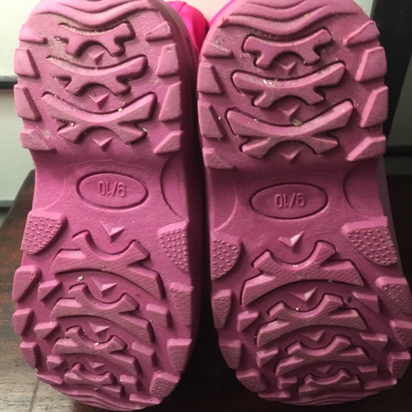 Cat&Jack pink pink winter insulated ❄️snow boots - Picture 6 of 14